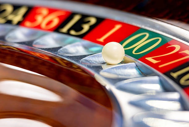 bri Aviator game interface showing multiplier climb, cash-out button, and round history